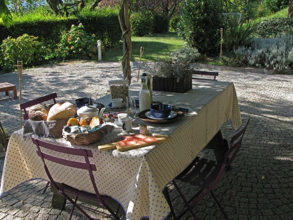 Sotto La Luna Bruna B&B Cocconato Exteriör bild