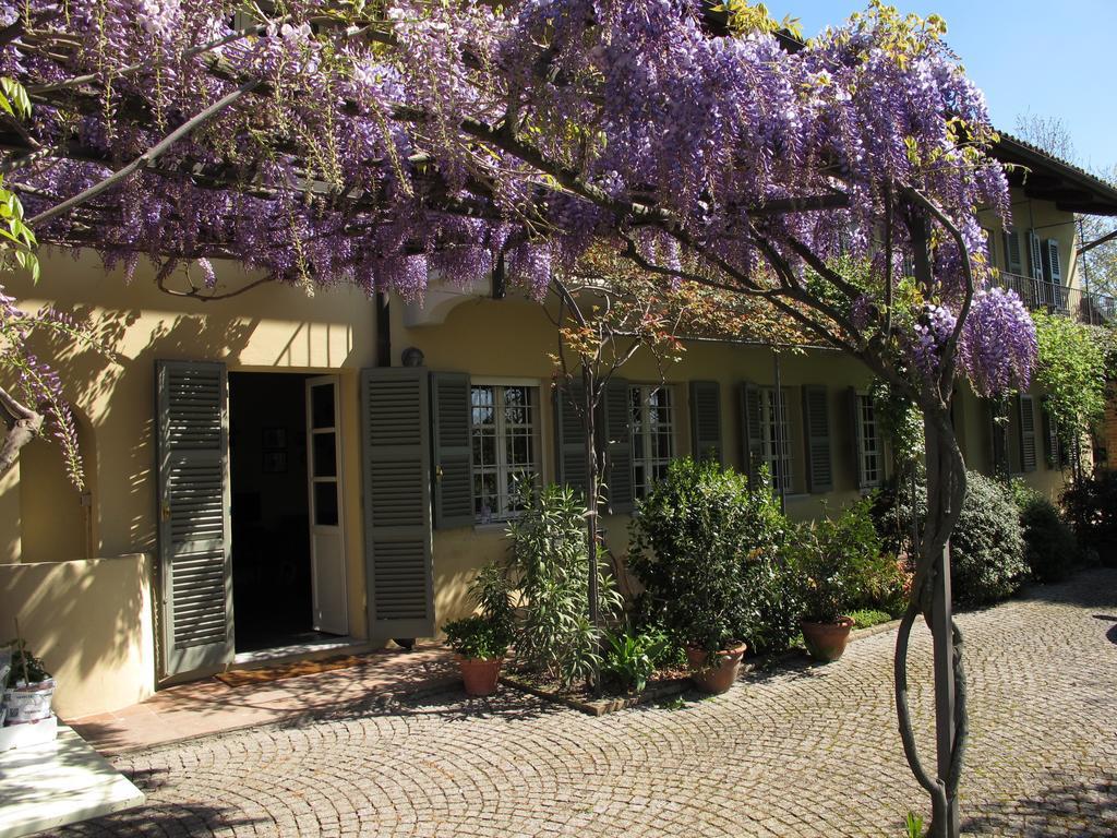 Sotto La Luna Bruna B&B Cocconato Exteriör bild