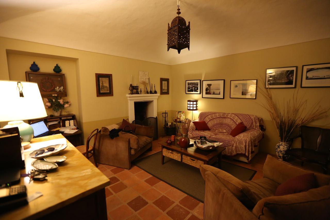 Sotto La Luna Bruna B&B Cocconato Exteriör bild