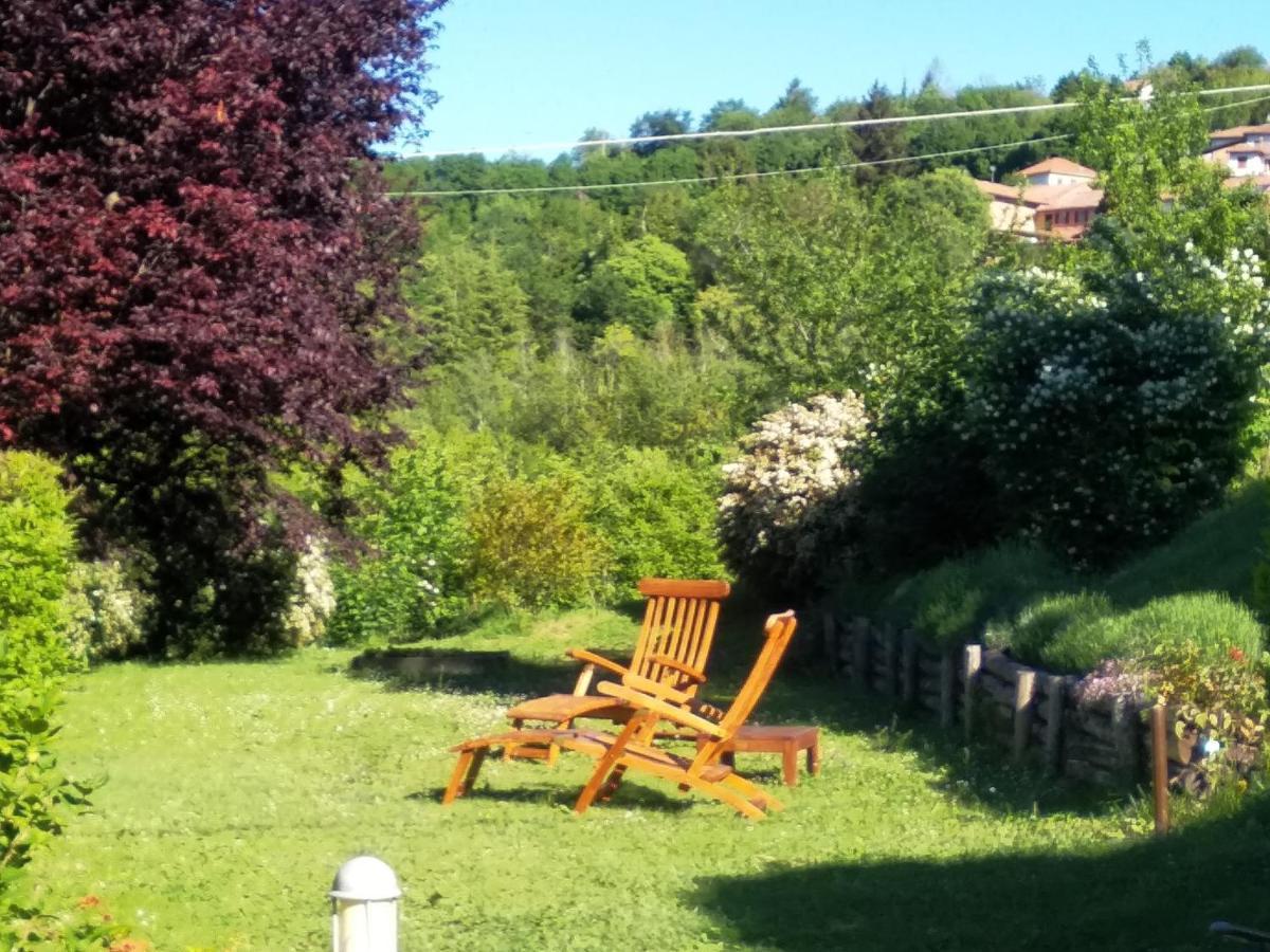 Sotto La Luna Bruna B&B Cocconato Exteriör bild